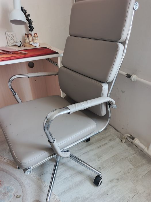 Компъютерное кресло