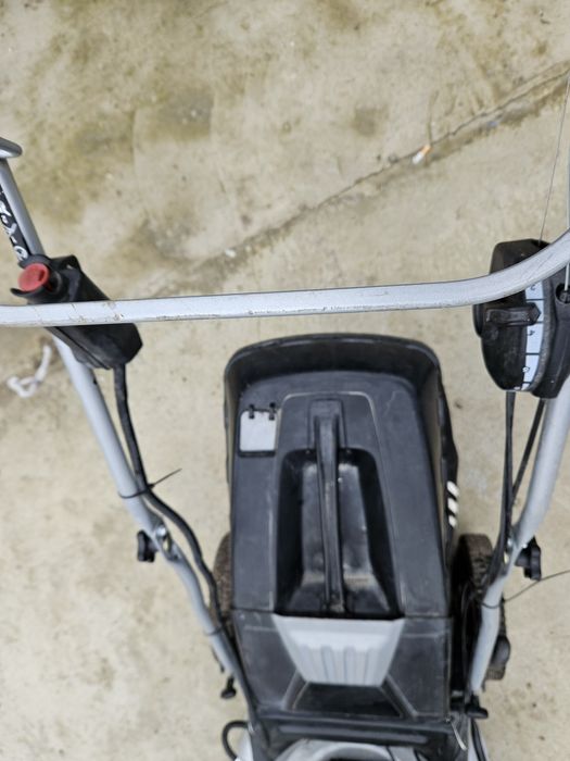 Masina de tuns iarba gazon MrGardener