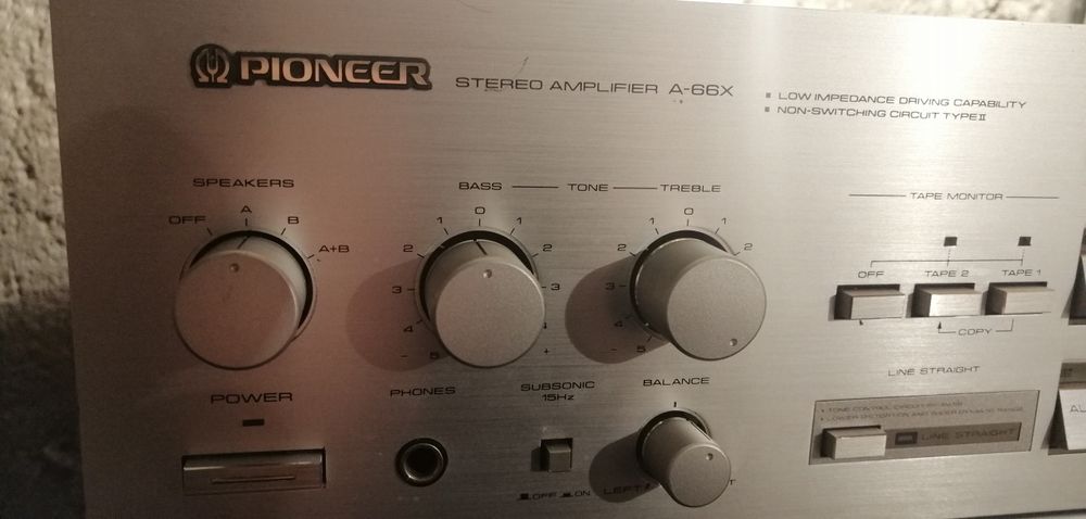 Продавам Pioneer A-66X