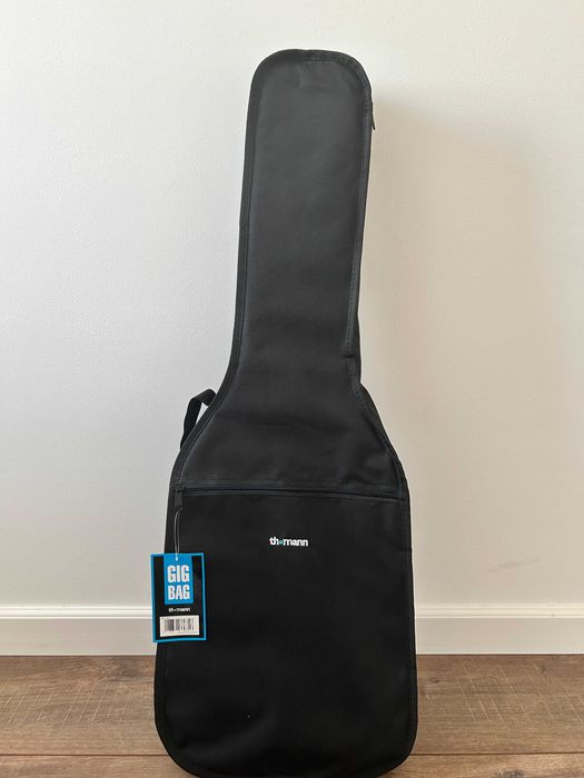 Chitara electrica Squier Affinity Strat nefolosita cu husa