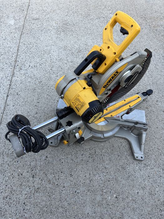 Circulare dewalt,bosch