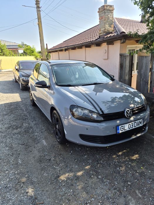 VOLKSWAGEN Golf 2010