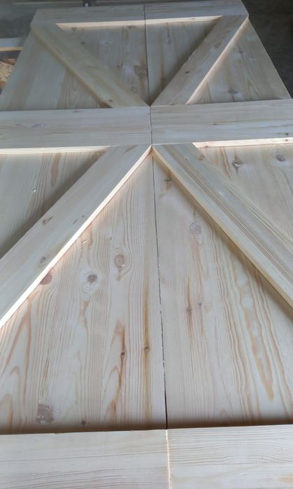 Sipca de gard din lemn.