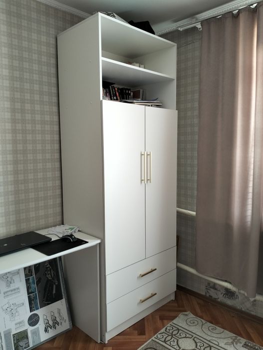 Срочно продам шкаф