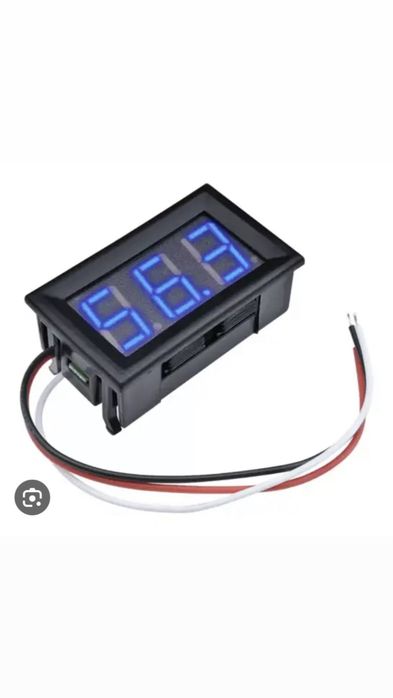 Voltmetr 12-36v sotiladi
