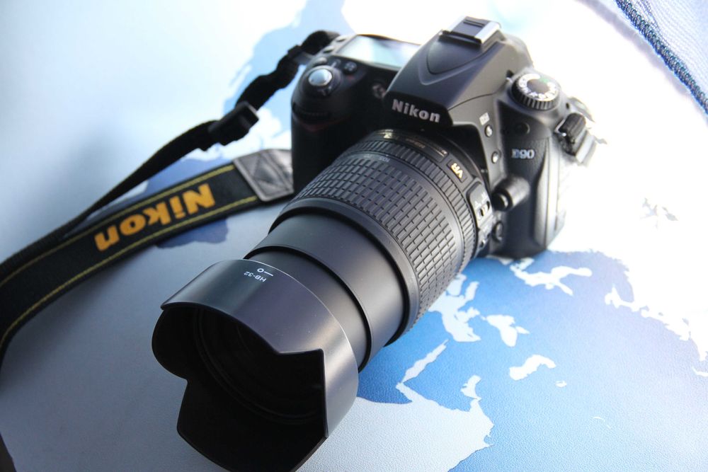 Фотоаппарат Nikon D90