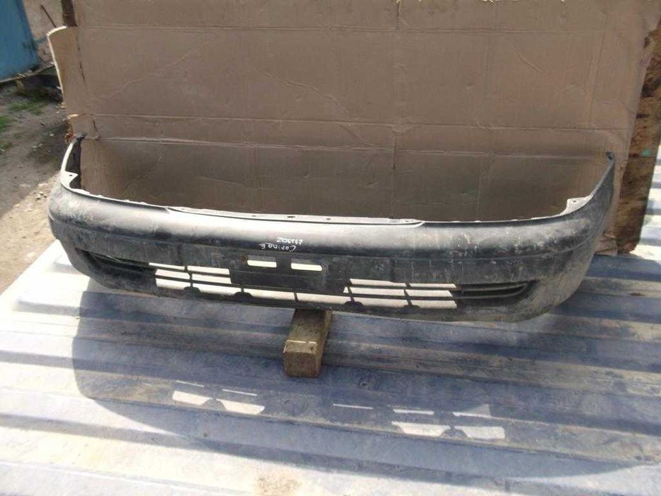 Бампер передний оригинал Toyota Carina E