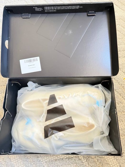 Adidas оригинал 100%