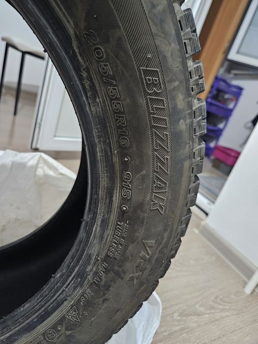 Шины зимние Bridgestone