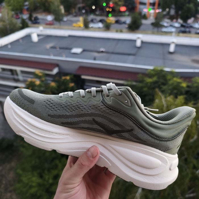 Hoka Bondi 9 "Green" 42/43