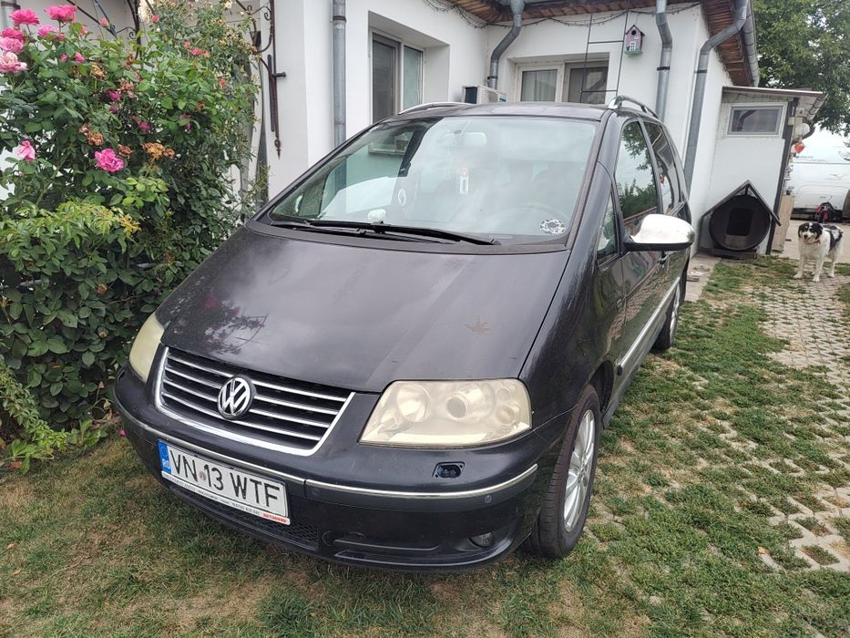 Volkswagen Sharan 2005 diesel, 3.019 € — imagine 1