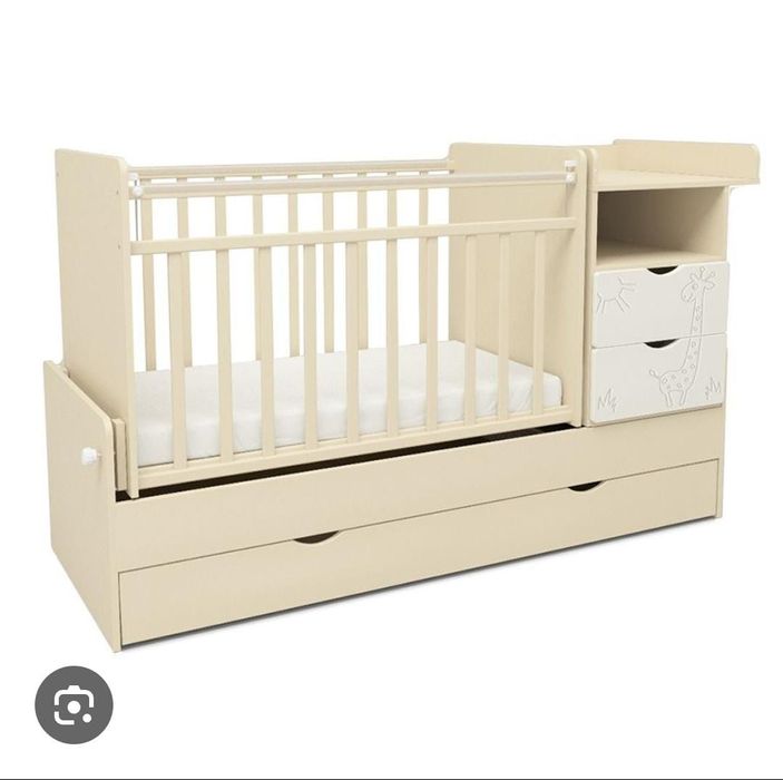 Продам манежку трансформер.