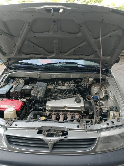 Mitsubishi space runner