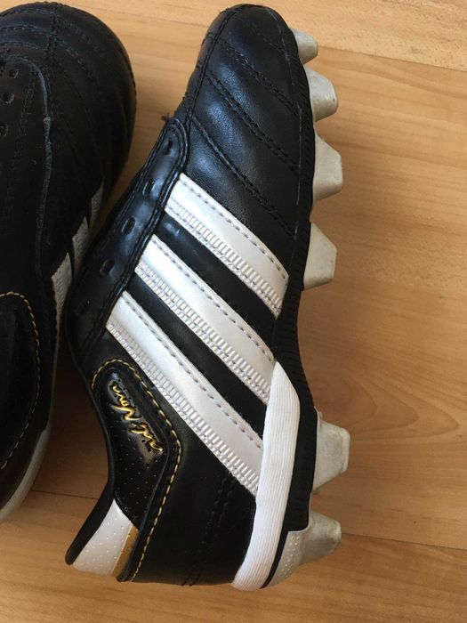 Детски футболни обувки 28 номер