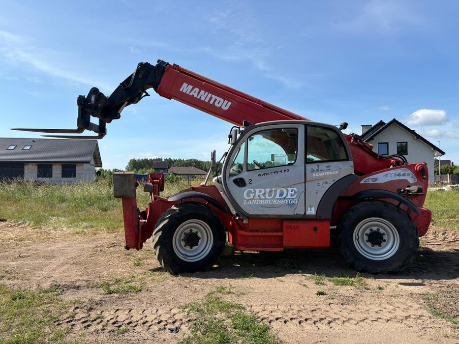Телескопический погрузчик Manitou MT 1440