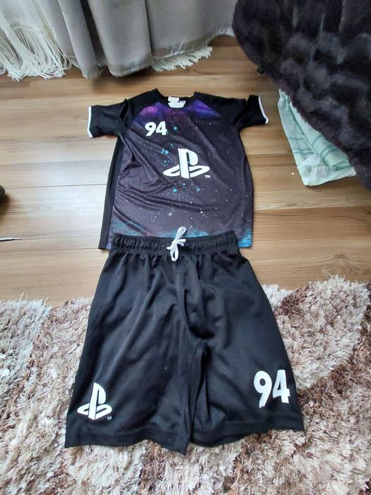 Echipament fotbal h&m PlayStation 9-12 ani