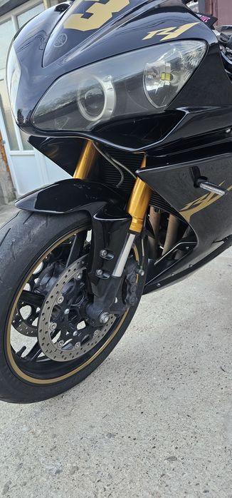 Yamaha YZF  R1 rn19