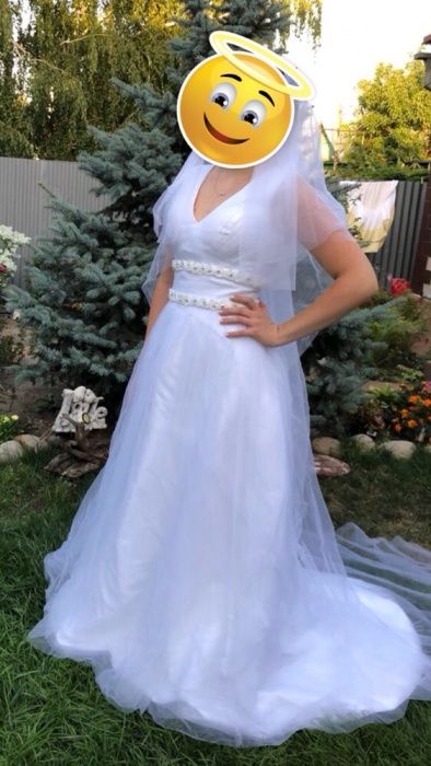 Свадебное платье.