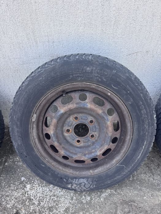 Set 4 roti jante tabla otel cu anvelope iarna 195 65 R16 Mazda 3/5/6 Kia Ceed Hyundai i30