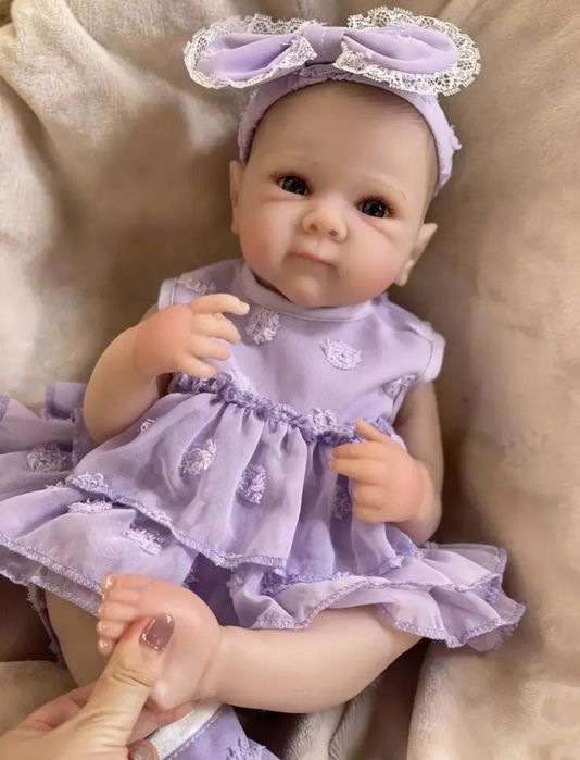 Налични Нова Кукла реборн бебе чисто нова момиче  бебе изцяло силикон