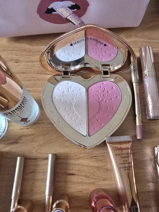 Оригинална козметика на Charlotte Tilbury