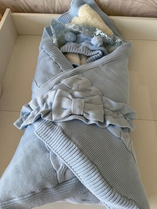 Продам детские костюмы