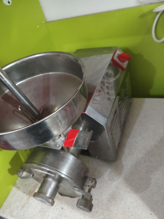 Мельница жерновая