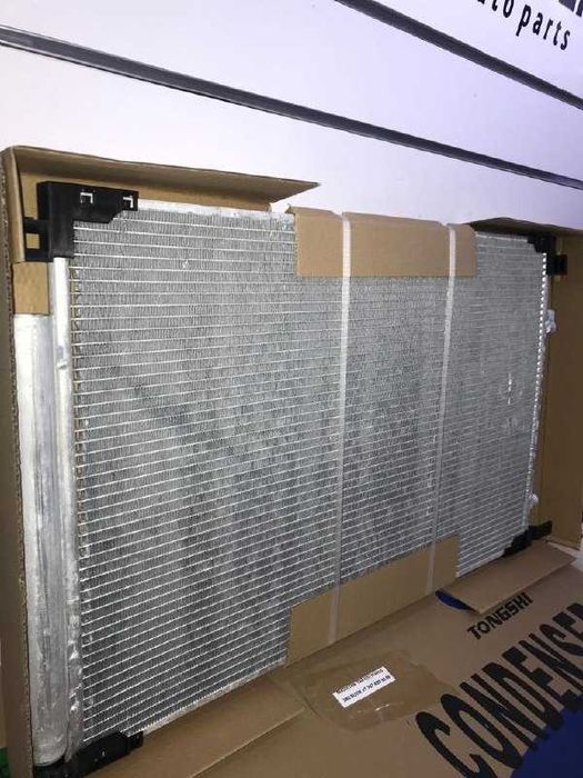 Радиатор кондиционера на Mazda