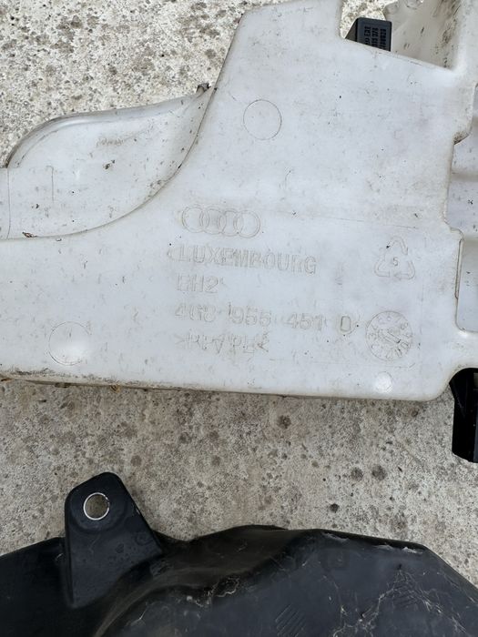 Vas lichid parbriz cu spalator far audi a6 c7 4g audi a7
