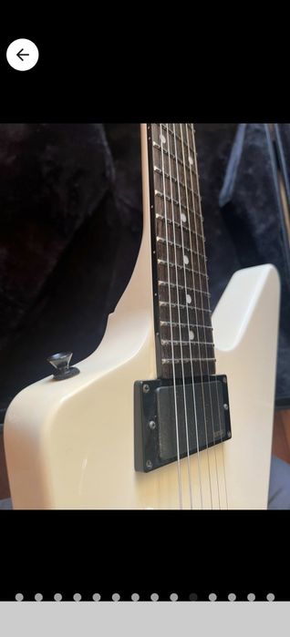 Epiphone Explorer 84 Със Куфар