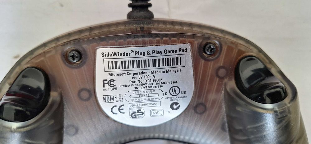 Gamepad retro Microsoft Sidewinder Plug and Play, conectare USB