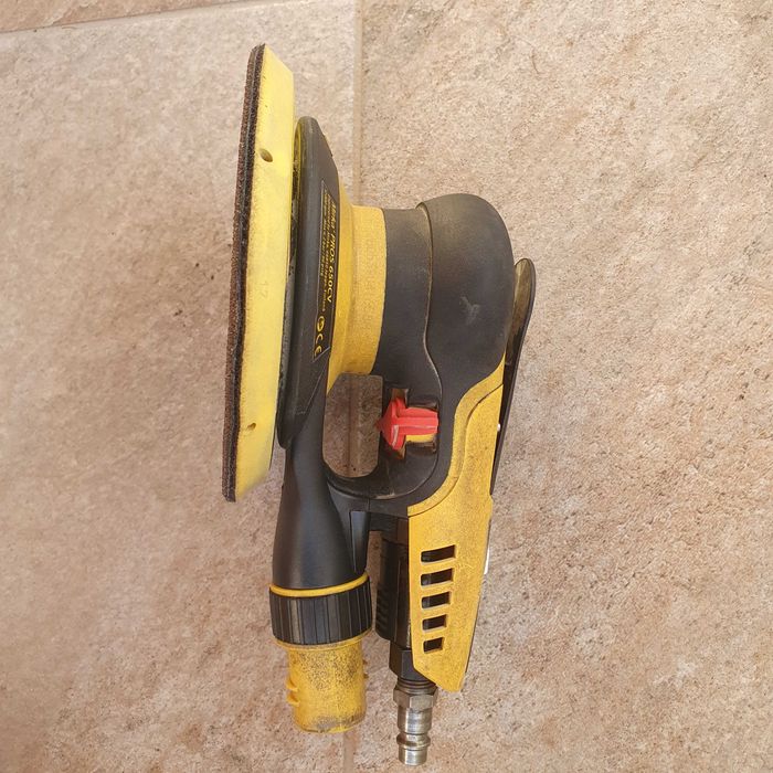 Masina de slefuit orbitala pneumatica Mirka 650 pro