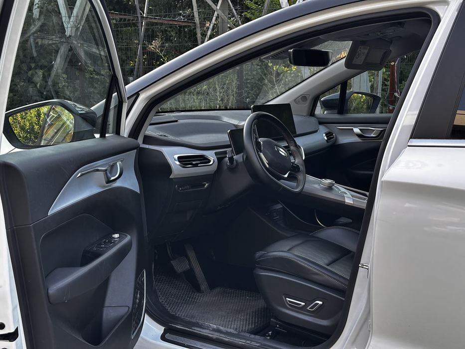 Geely geometry c
