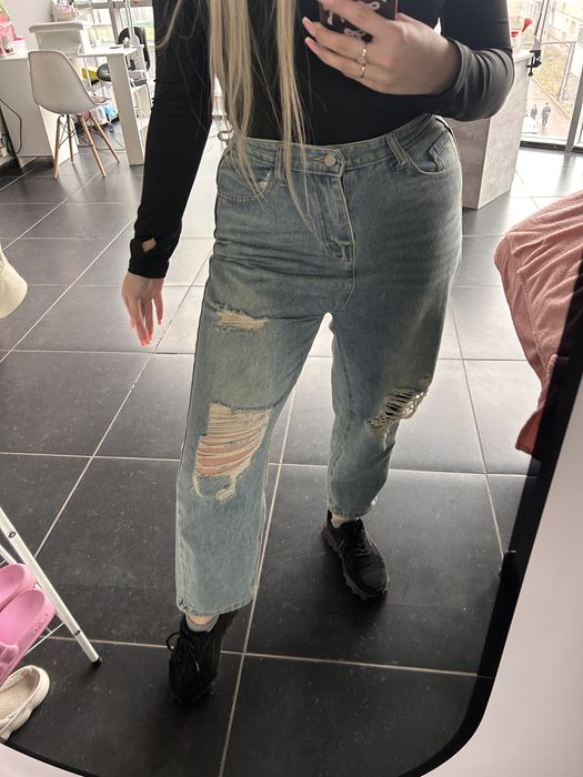 Джинсы новые 5000 т