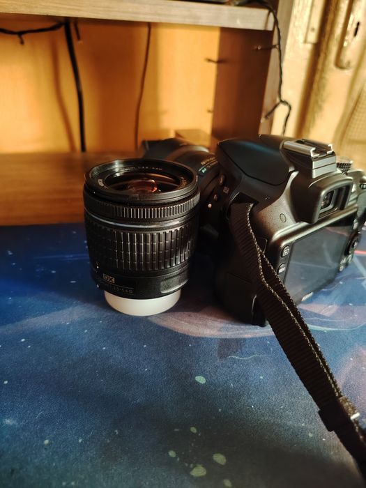 Vând Nikon D3300