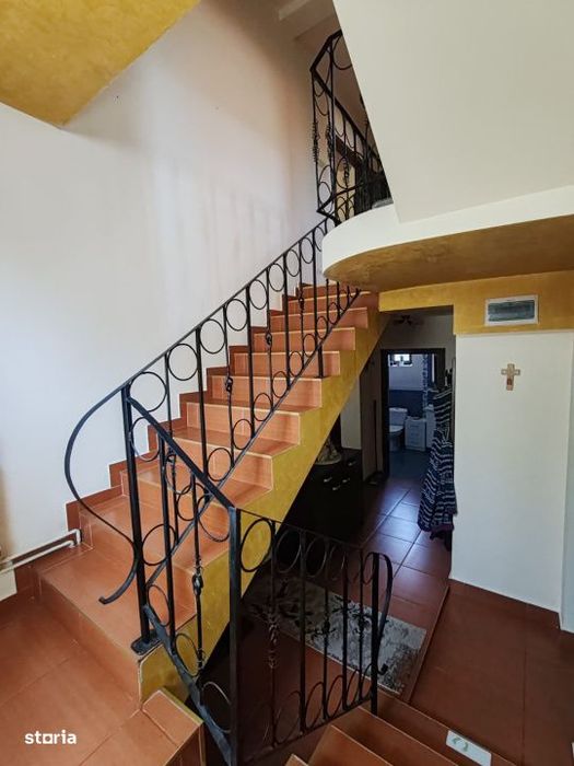 Casa individuala, 170 mp, curte 683 mp, zona Orasul Vechi
