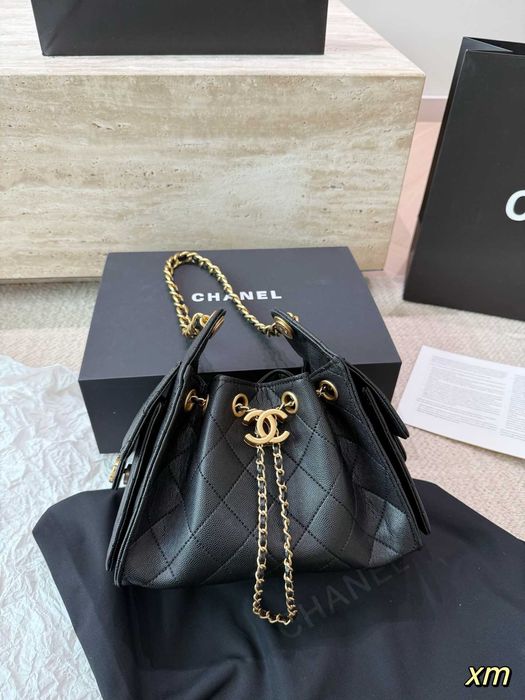 Geantă Chanel hobo pentru femei