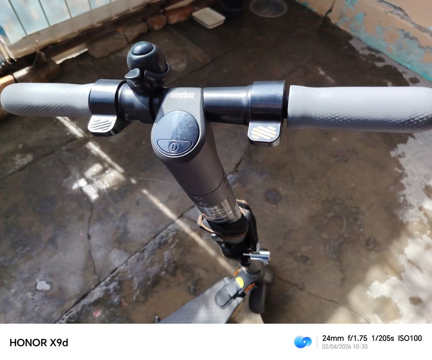 Электросамокат Ninebot KickScooter E25