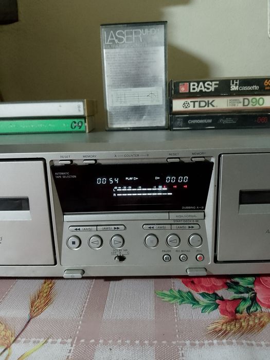Dublu Deck Sony tc-we 475 cu autorevers pe ambele părți