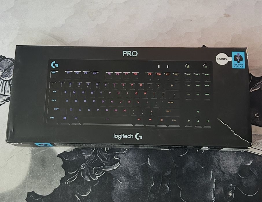 Клавиатура Logitech Pro
