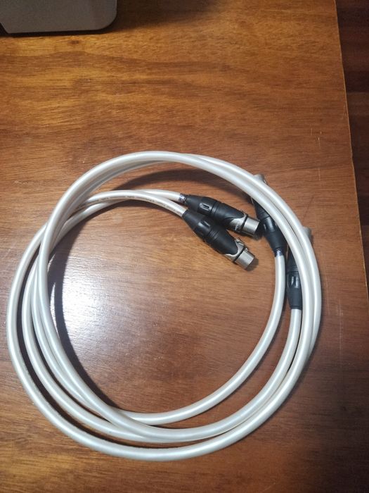 Cabluri RCA argint 99% - XLR- RCA Van Den Hul și alte mărci HI-END !!!