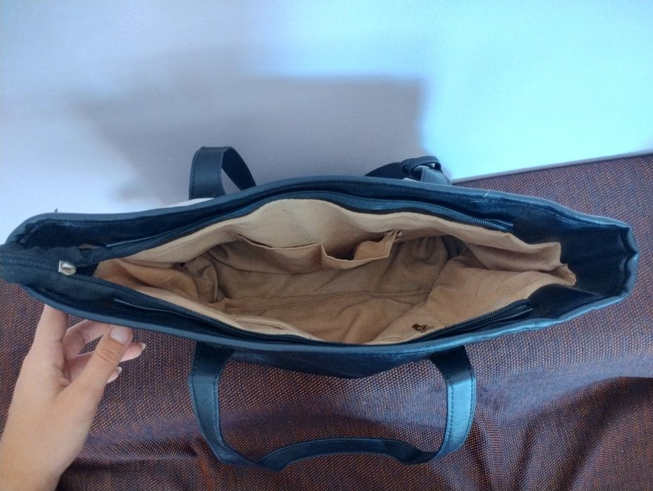 Дамски чанти и раница