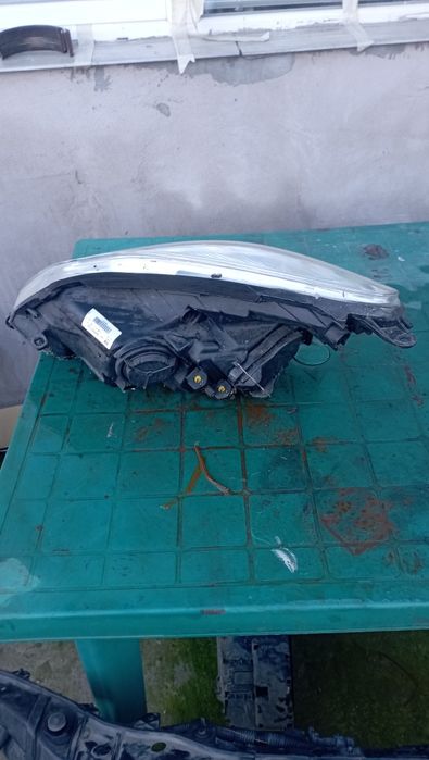 Far Partea Dreapta Opel Corsa  D  feizlift