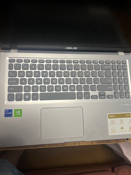 ASUS VivoBook 15 X515EP, i7-1165G7 Gen11, 8GB RAM, SSD 512GB, NVIDIA MX330 2GB, 15.6” FHD, Windows 11.