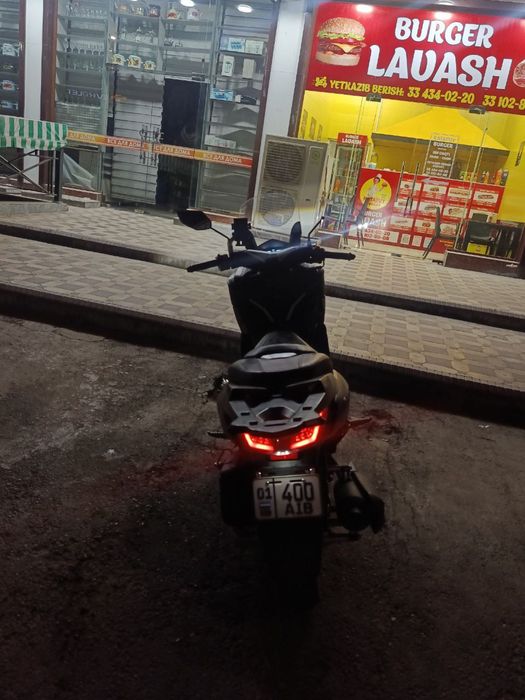 Skutr srochna sotiladi