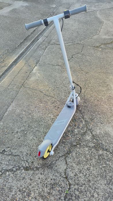 Детска електрическа тротинетка