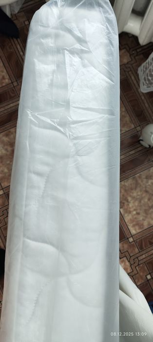 Продам матрас детский