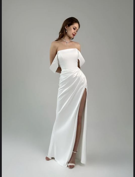 Продам белое платье