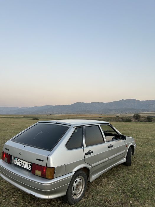 Lada. vaz  2114