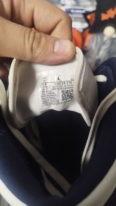 Jordan 1 obsidian gold